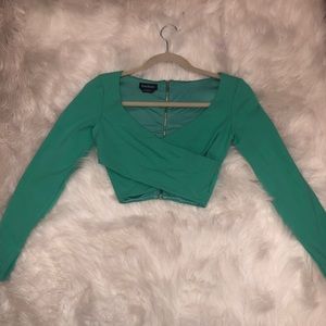 Bebe long sleeve green crop top